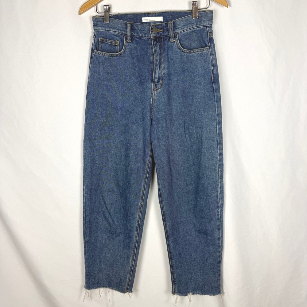 Oak + Fort Medium Wash High Waisted Mom Cropped Jeans Sz 27 EUC Raw Hem Gorpcore